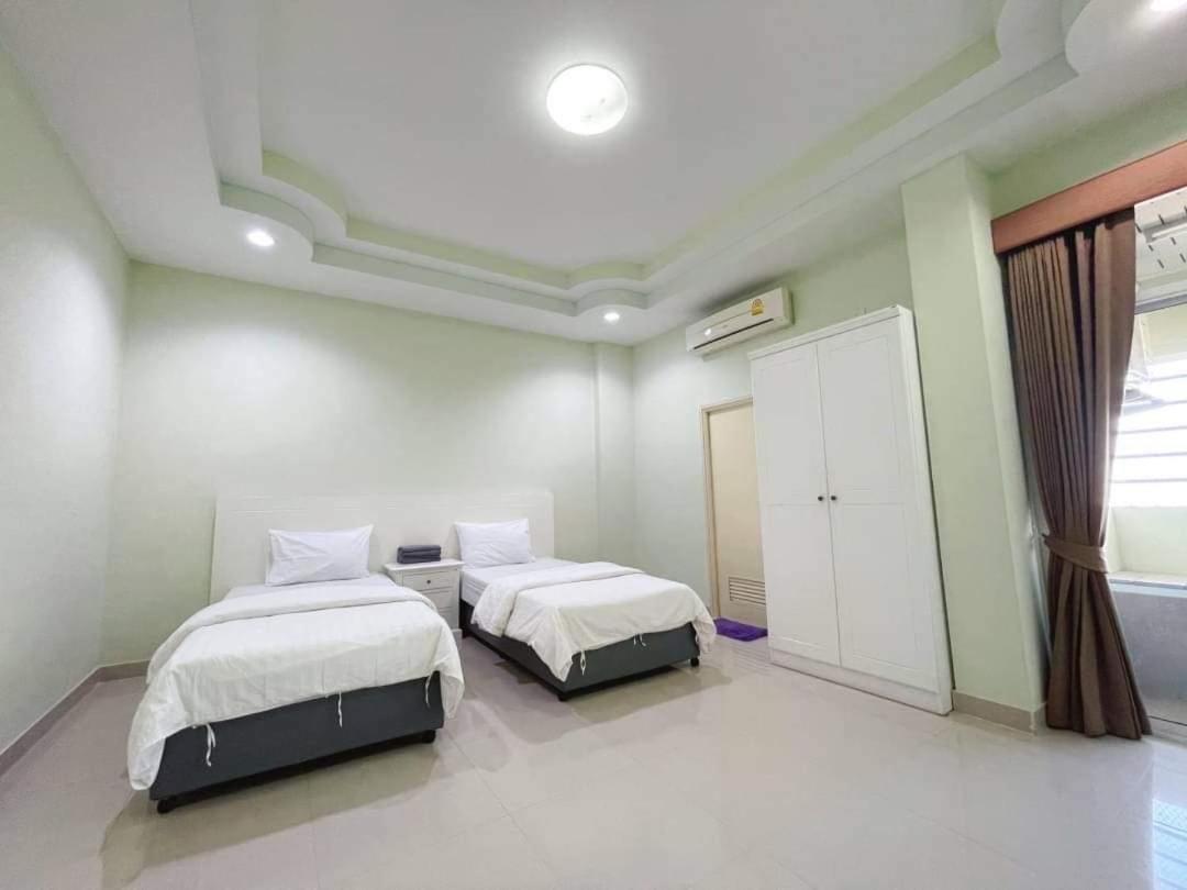 Grand Charoonrat Apartment Sara Buri Zewnętrze zdjęcie