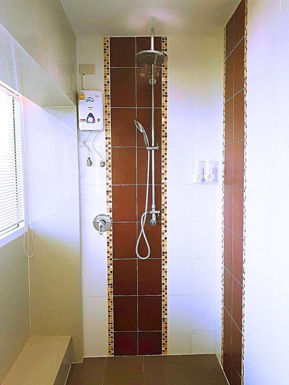 Grand Charoonrat Apartment Sara Buri Zewnętrze zdjęcie