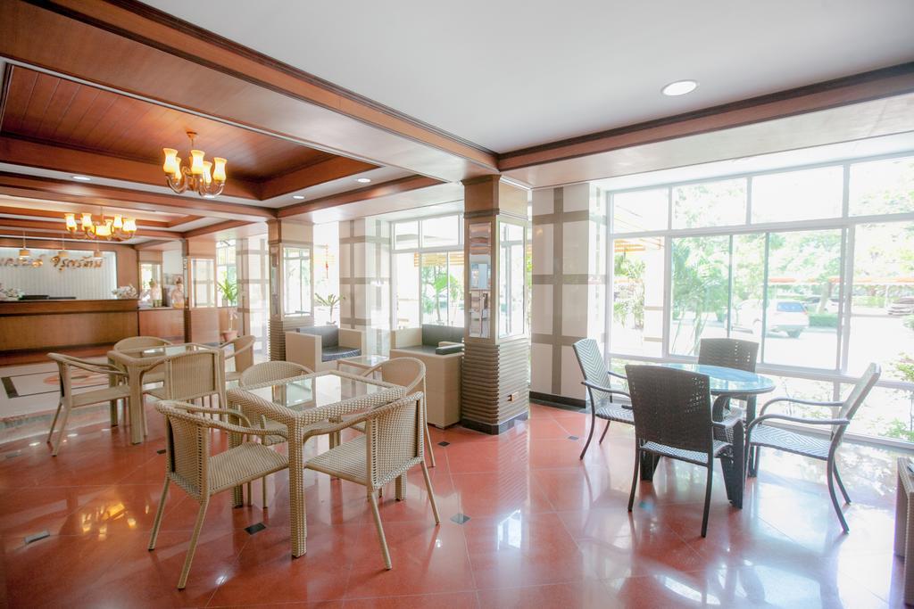 Grand Charoonrat Apartment Sara Buri Zewnętrze zdjęcie